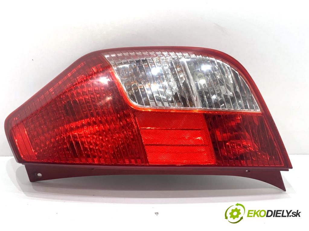 HYUNDAI i10 liftback 2008 49 kW 1.1 1086 světlo pravý zadní část 92402-0X0XX