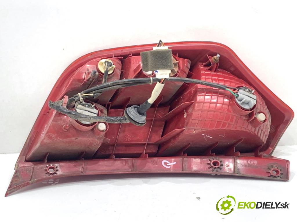 HYUNDAI i10 liftback 2008 49 kW 1.1 1086 světlo pravý zadní část 92402-0X0XX