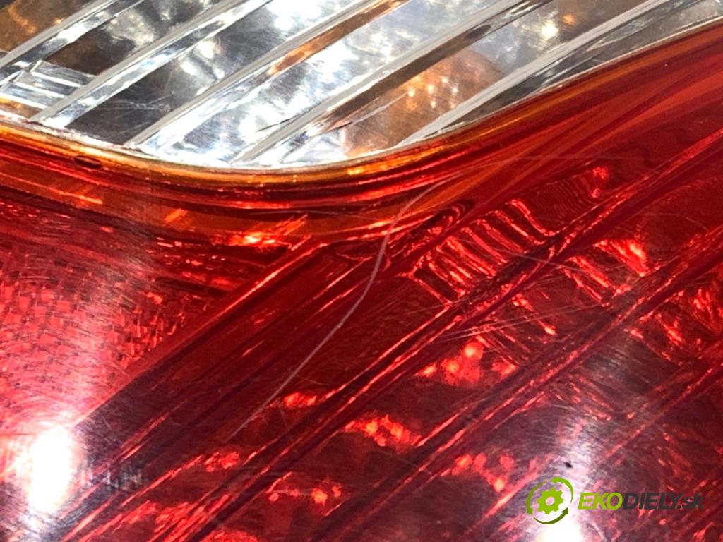 HYUNDAI i10 liftback 2008 49 kW 1.1 1086 Svetlo ľavy zad 92401-0X0XX