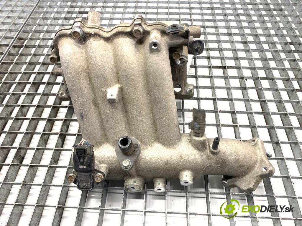 HYUNDAI i10 liftback 2008 49 kW 1.1 1086 potrubí sání  (Sací potrubí)