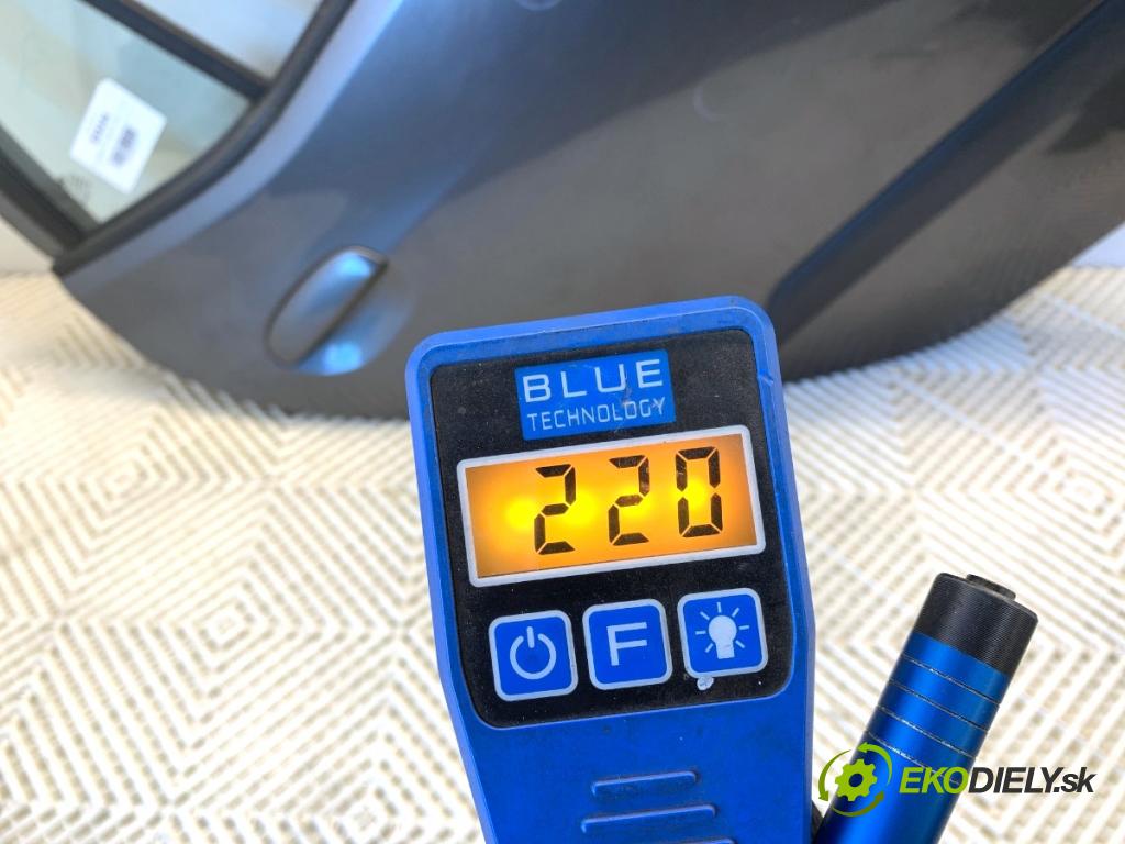 HYUNDAI i10 liftback 2008 49 kW 1.1 1086 Dvere pravy zad