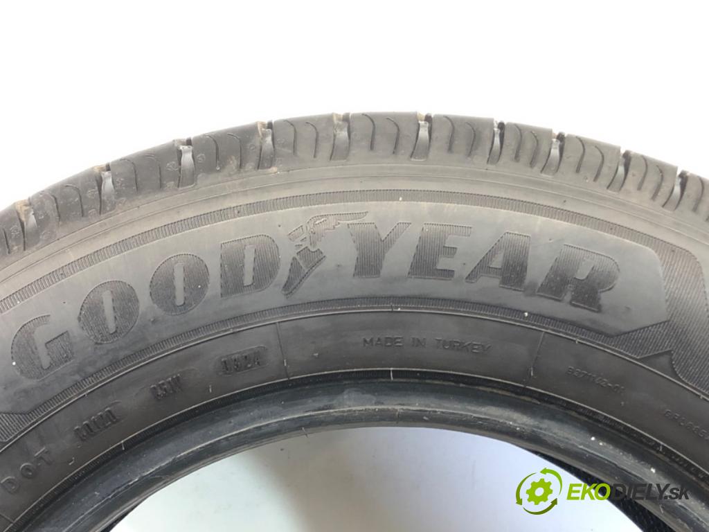 --- ---      PNEUMATIKA: VÍCENÁ SEZÓNA: 225/62 16" GOODYEAR