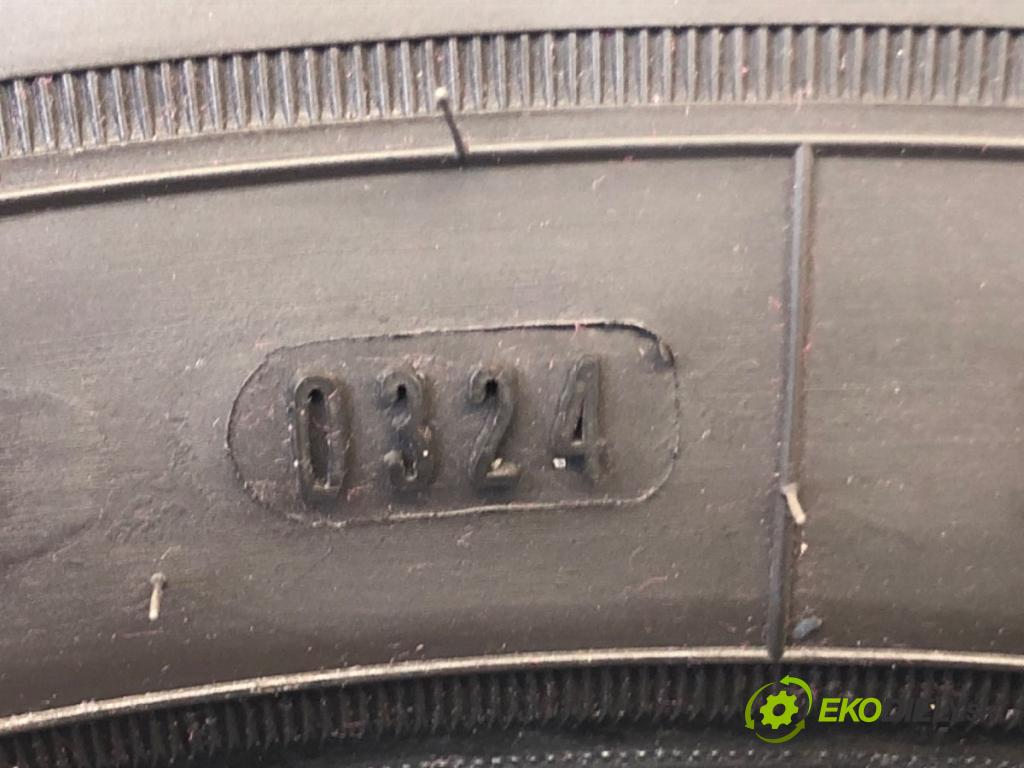 --- ---      PNEUMATIKA: VÍCENÁ SEZÓNA: 225/62 16" GOODYEAR