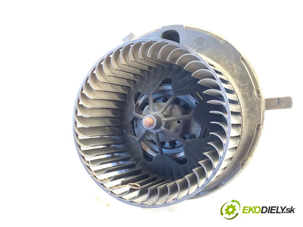 AUDI A3 8P liftback 2004 75 kW 1.6 1595 ventilátor kúrenia 1K1820015