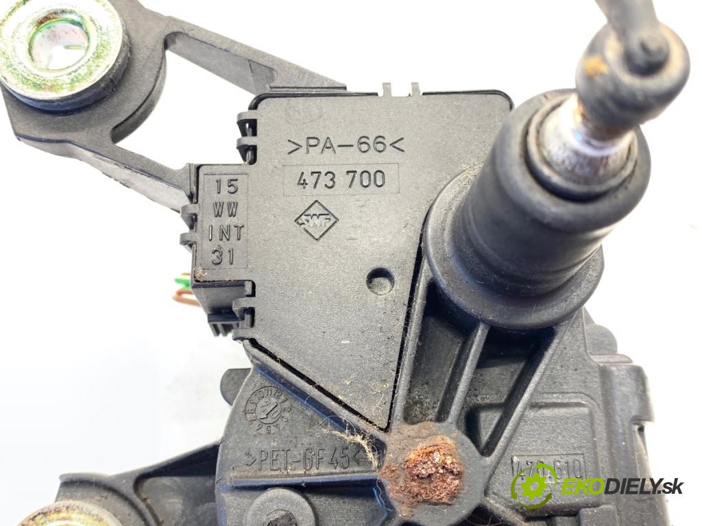 AUDI A3 8P liftback 2004 75 kW 1.6 1595 Motor stieračov zad 8E9955711C