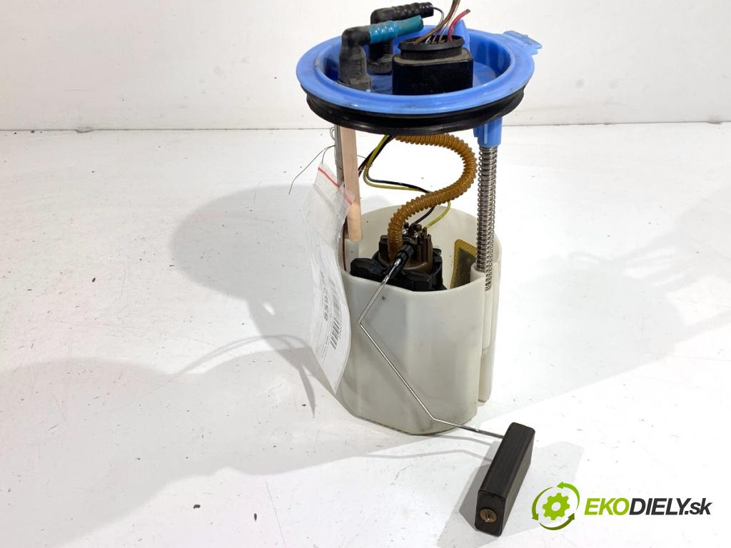 AUDI A3 8P liftback 2004 75 kW 1.6 1595 Pumpa paliva 