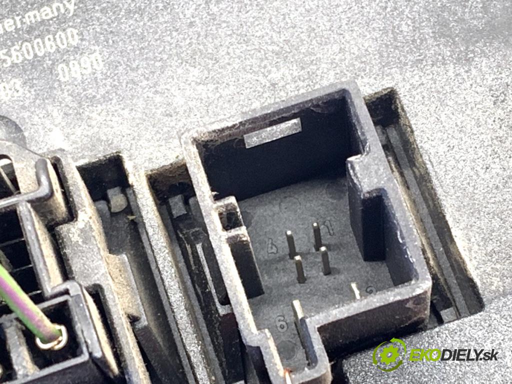 AUDI A3 8P liftback 2004 75 kW 1.6 1595 Modul komfortu 8P0959433B (Modul komfortu)