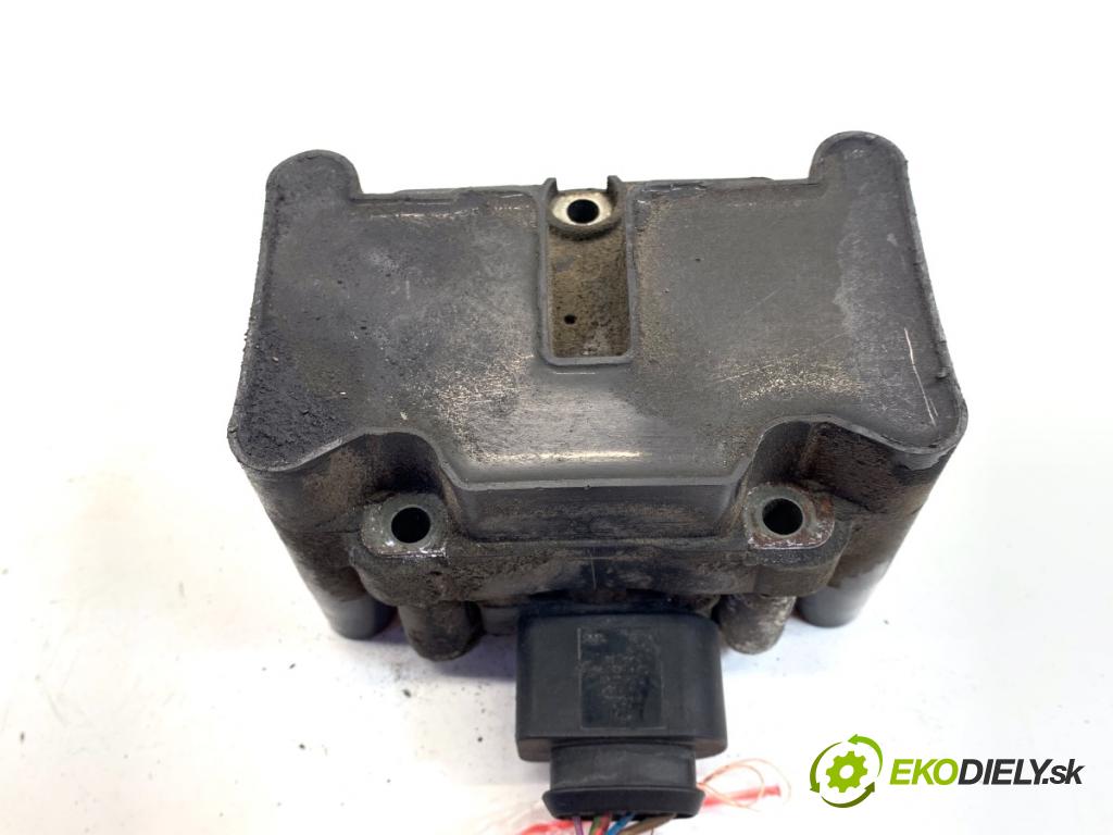 AUDI A3 8P liftback 2004 75 kW 1.6 1595 Cievka zapaľovacia 032905106B (Zapaľovacia cievka)