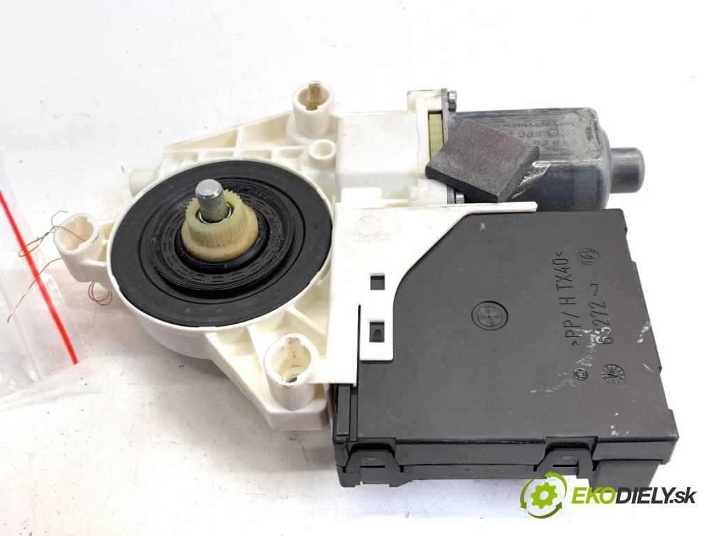 AUDI A3 8P liftback 2004 75 kW 1.6 1595 Motor sťahovania okna ľavy predný 8P0959801E