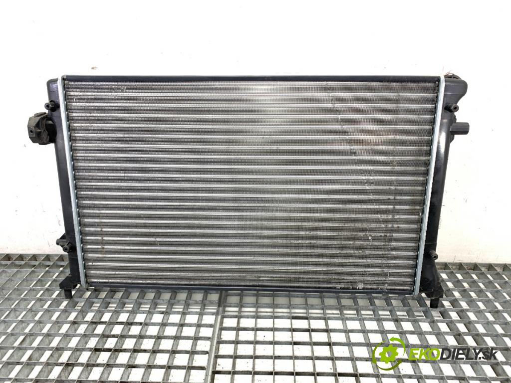 AUDI A3 8P liftback 2004 75 kW 1.6 1595 Chladič vody  (Chladič vody)