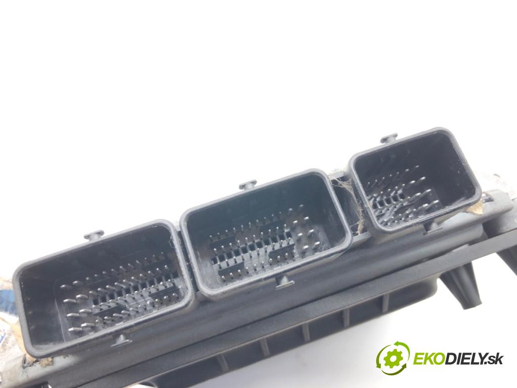 CITROEN C5 II liftback 2004 100 kW 2.0 HDi (RCRHRH) 1997 řídící jednotka motora 9656171480 (Řídicí jednotka)