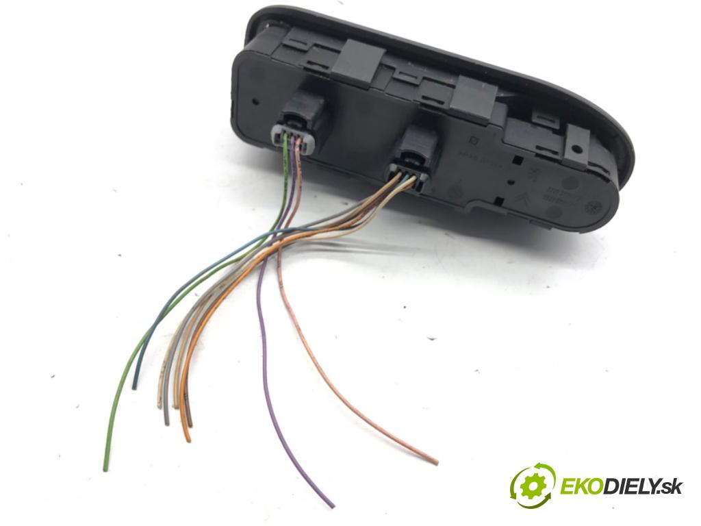 CITROEN C5 II liftback 2004 100 kW 2.0 HDi (RCRHRH) 1997 Prepínač okien 96498423ZF (Prepínacie páčky pod volantom)