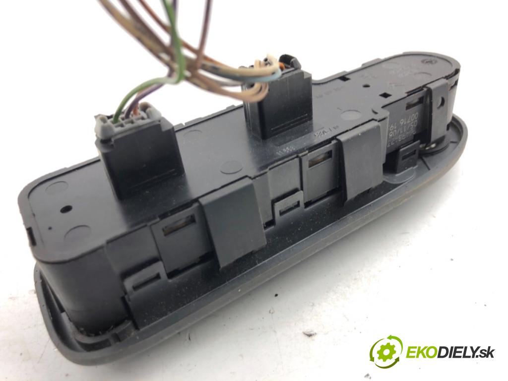 CITROEN C5 II liftback 2004 100 kW 2.0 HDi (RCRHRH) 1997 Prepínač okien 96498423ZF (Prepínacie páčky pod volantom)