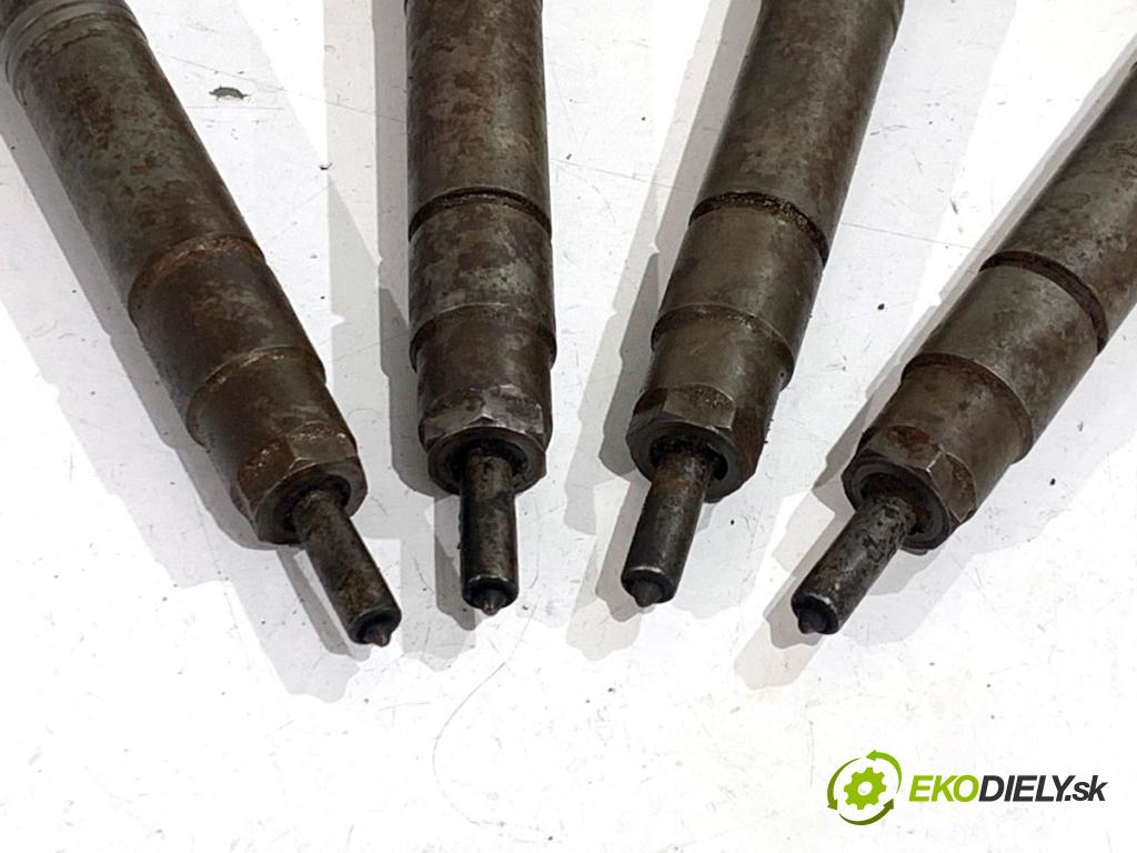 MERCEDES-BENZ W203 sedan 2001 85 kW C 200 CDI (203.004) 2148 vstřikovací ventily A6110700987