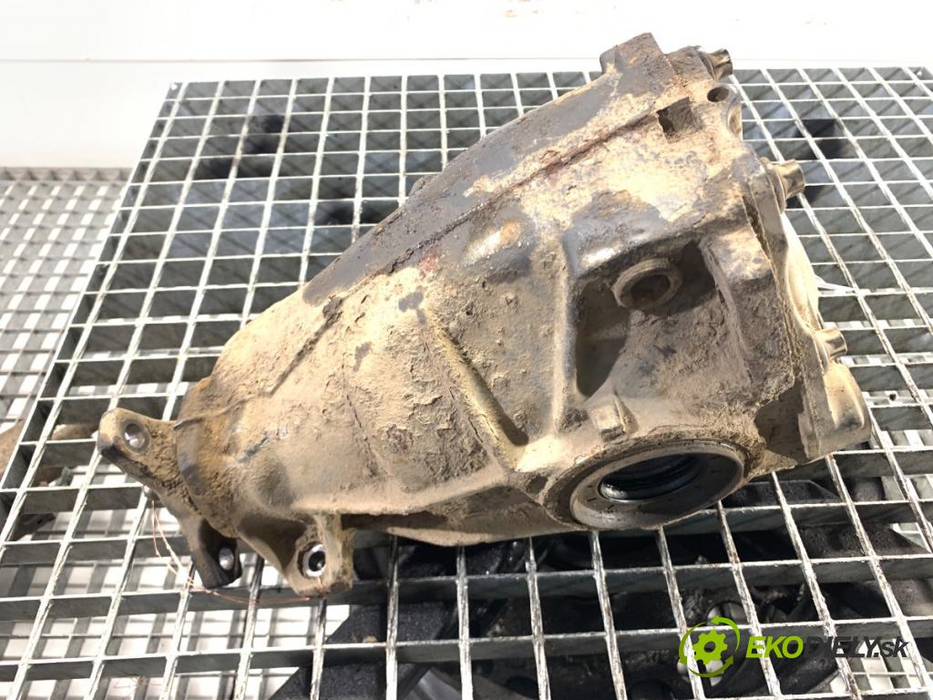 MERCEDES-BENZ W203 sedan 2001 85 kW C 200 CDI (203.004) 2148 Most ,diferenciál zad A1243513708