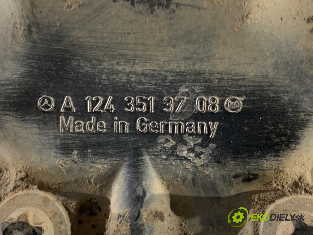 MERCEDES-BENZ W203 sedan 2001 85 kW C 200 CDI (203.004) 2148 Most ,diferenciál zad A1243513708