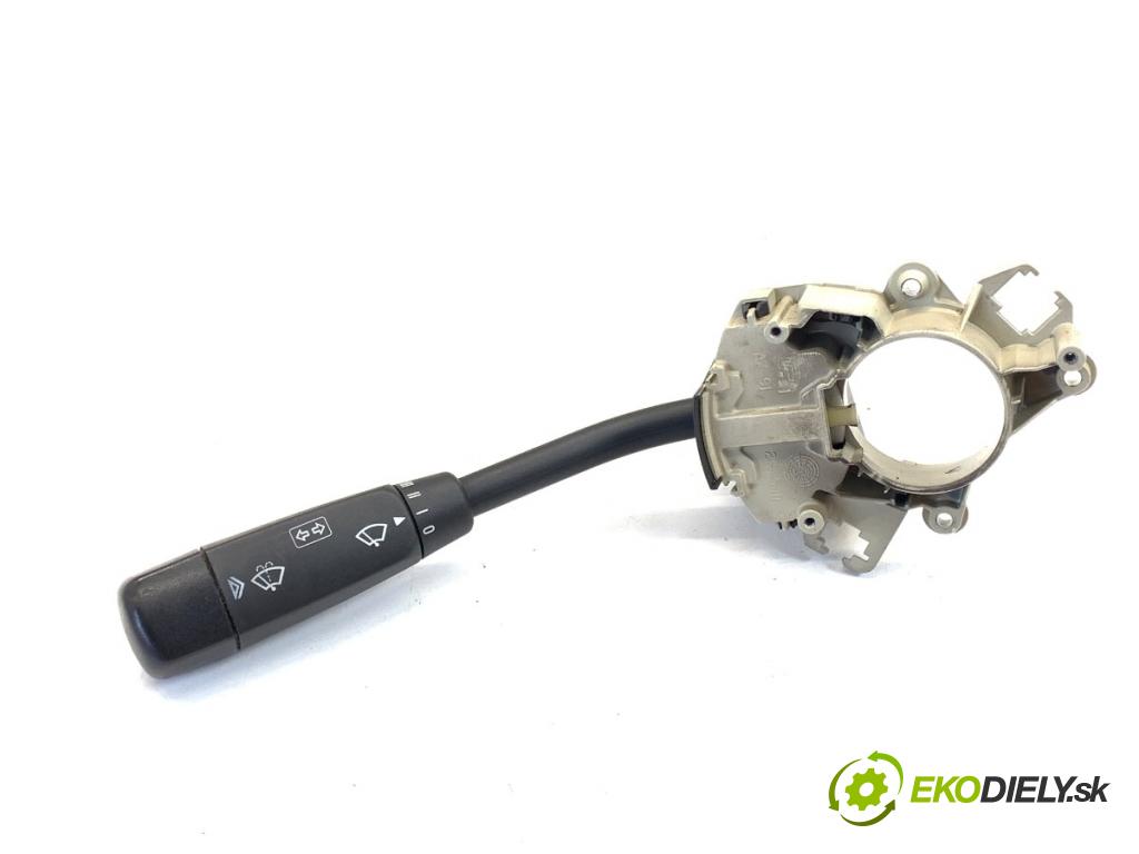 MERCEDES-BENZ W203 sedan 2001 85 kW C 200 CDI (203.004) 2148 přepínač kombinovaný 2035450010 (Páčky pod volantem)