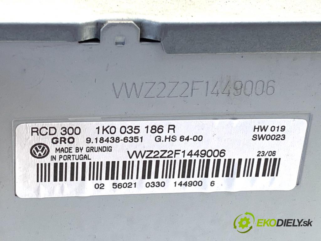 VW GOLF V liftback 2006 75 kW 1.6 1595 RADIO 1K0035186R (Audio zariadenie)