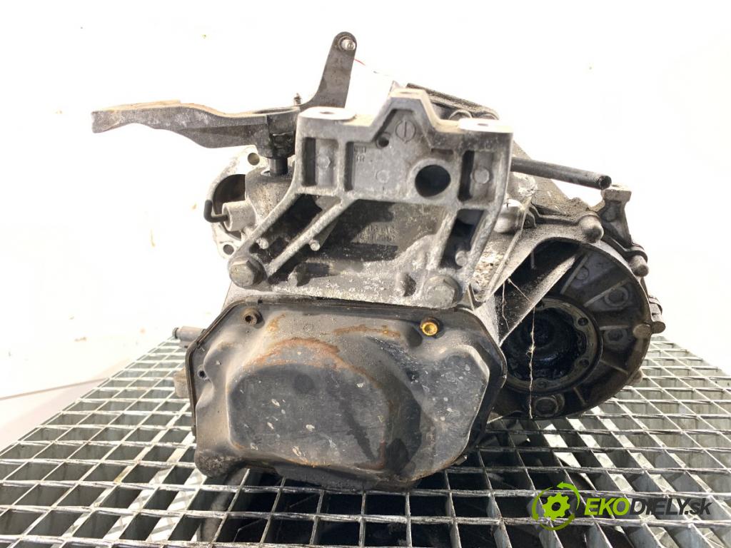 VW GOLF V liftback 2006 75 kW 1.6 1595 převodovka FVH (Převodovka)
