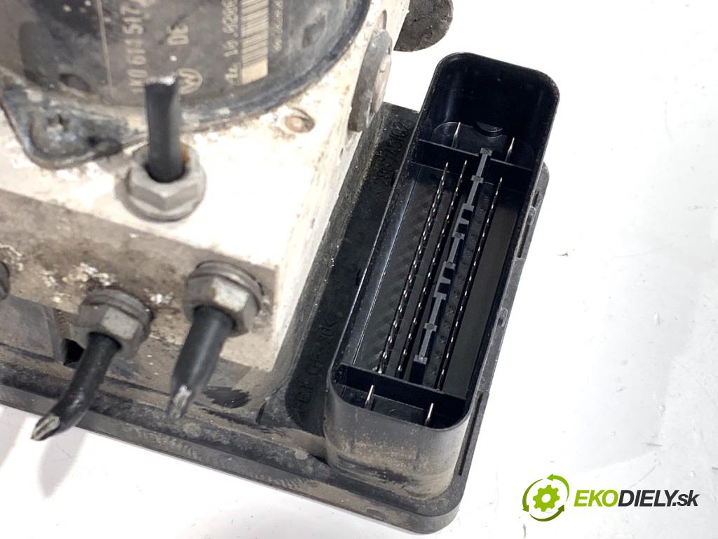 VW GOLF V liftback 2006 75 kW 1.6 1595 Pumpa ABS 1K0614517AE (Pumpa ABS)