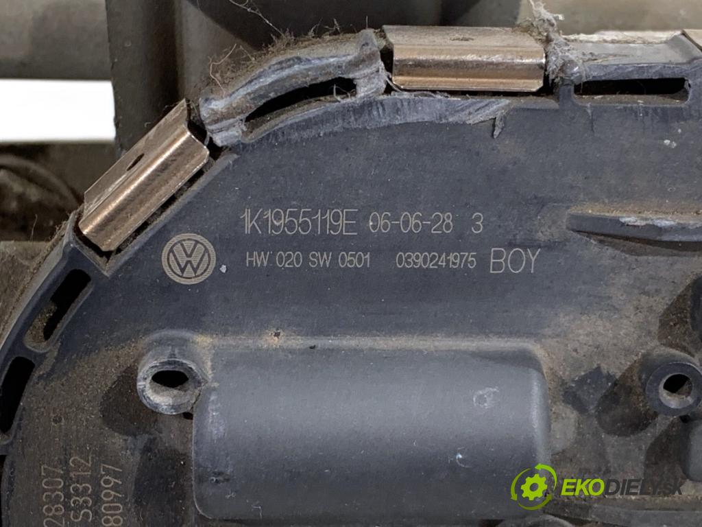 VW GOLF V liftback 2006 75 kW 1.6 1595 Mechanizmus stieračov predný 1K1955023G (Motorček stieračov predný)