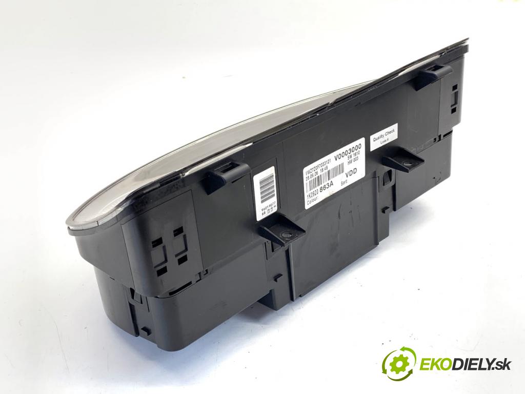 VW GOLF V liftback 2006 75 kW 1.6 1595 prístrojovka 1K0920863A (Přístrojová deska)