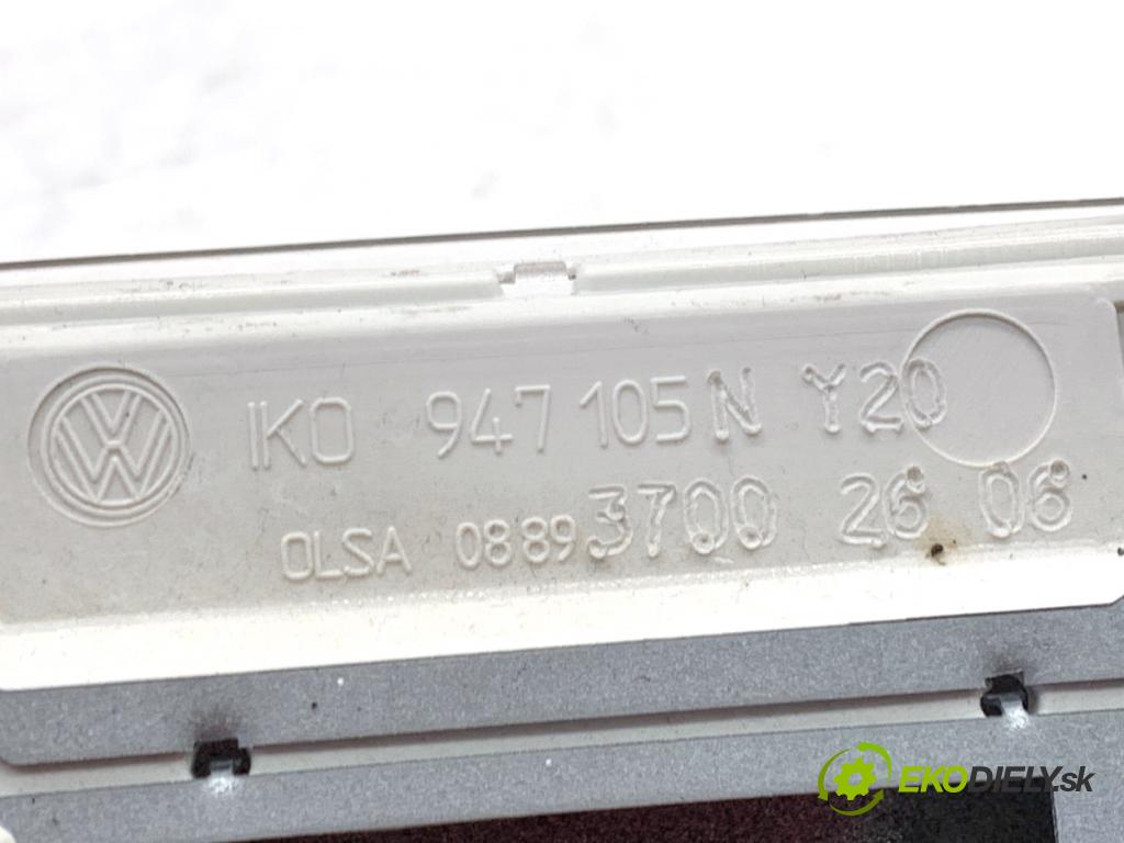 VW GOLF V liftback 2006 75 kW 1.6 1595 Svetlo stropné 1K0947105N