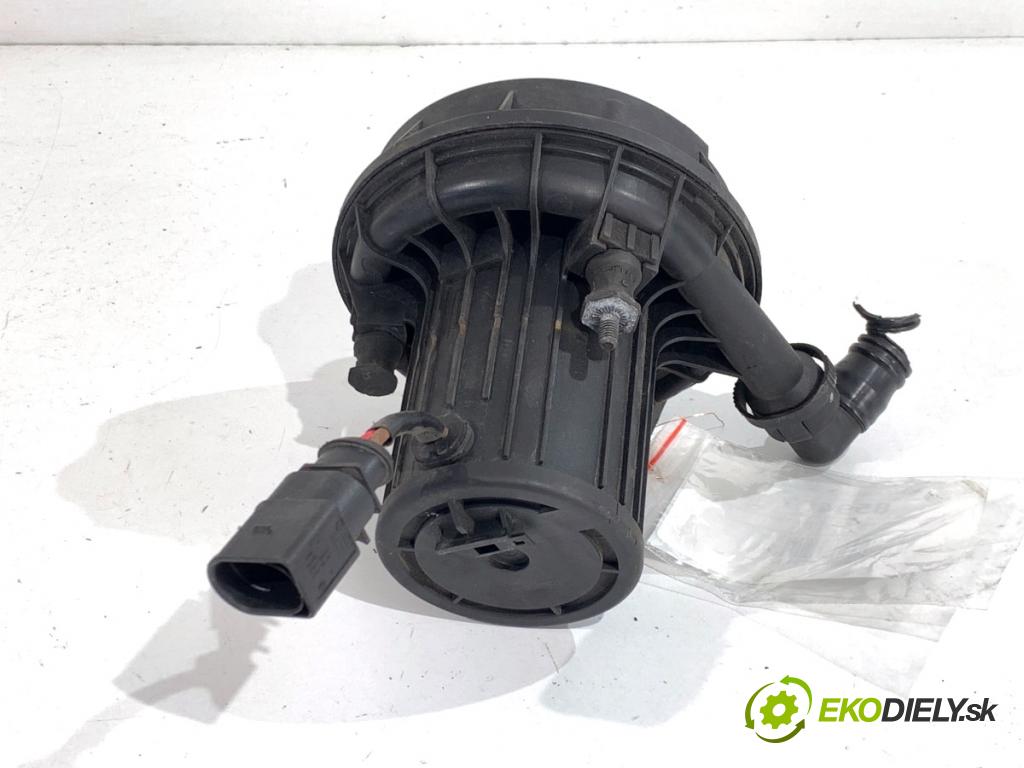 VW GOLF V liftback 2006 75 kW 1.6 1595 pumpa vzduchu sekundárního 06A959253B (Topení, ventilace ostatní)