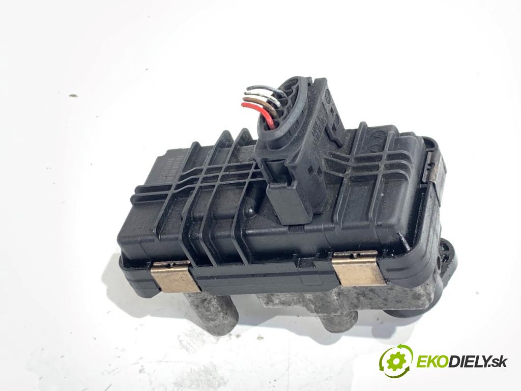 BMW F10 sedan 2010 135 kW 520 d 1995 Nastavovač TURBODUCHADLO: 49335-19400