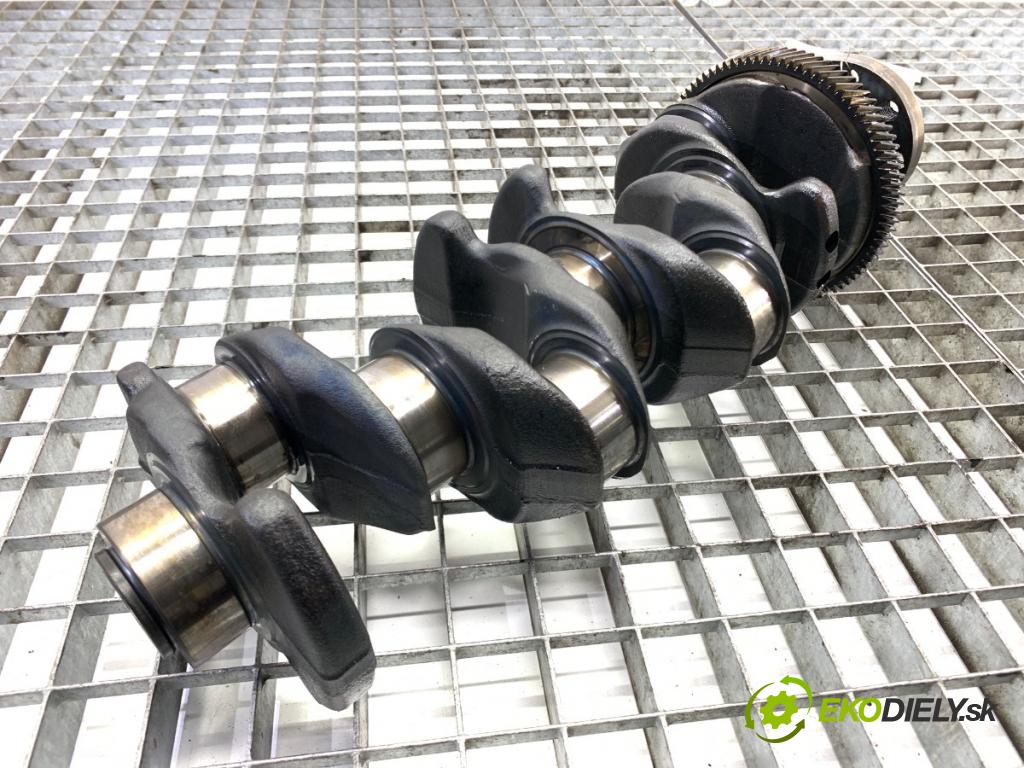 BMW F10 sedan 2010 135 kW 520 d 1995 Kardaň, hriadeľ KLIKA: 7797975 (Blok motora ostatné)