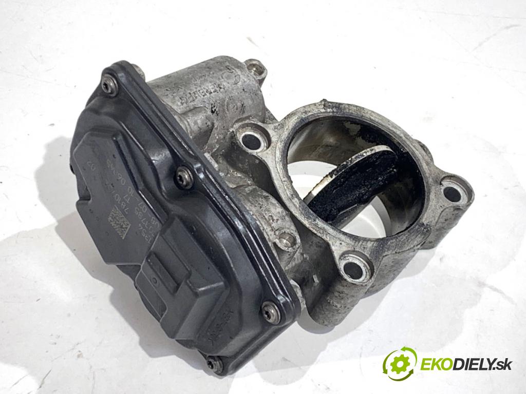 BMW F10 sedan 2010 135 kW 520 d 1995 škrtíci klapka 7810752 (Škrticí klapka)