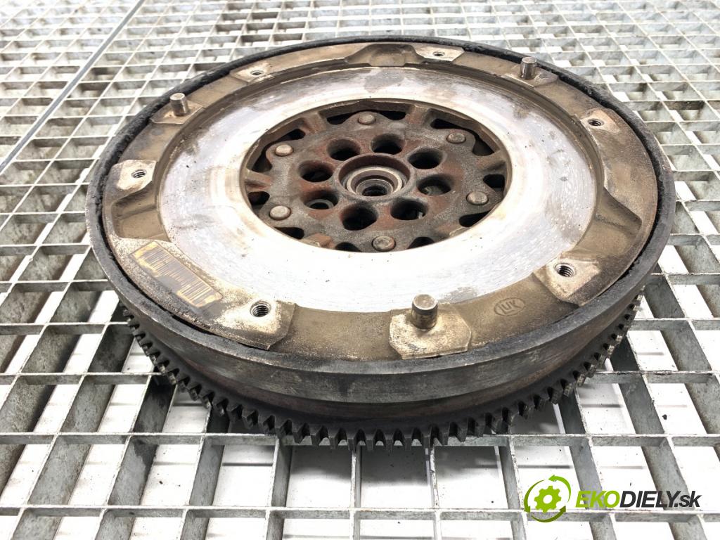 BMW F10 sedan 2010 135 kW 520 d 1995 koleso dvojhmota 4150477