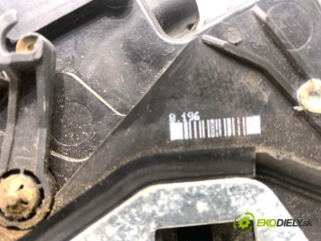 BMW E46 Kombi 2000 87 kW 318 i 1895 zámok dveře levý přední část