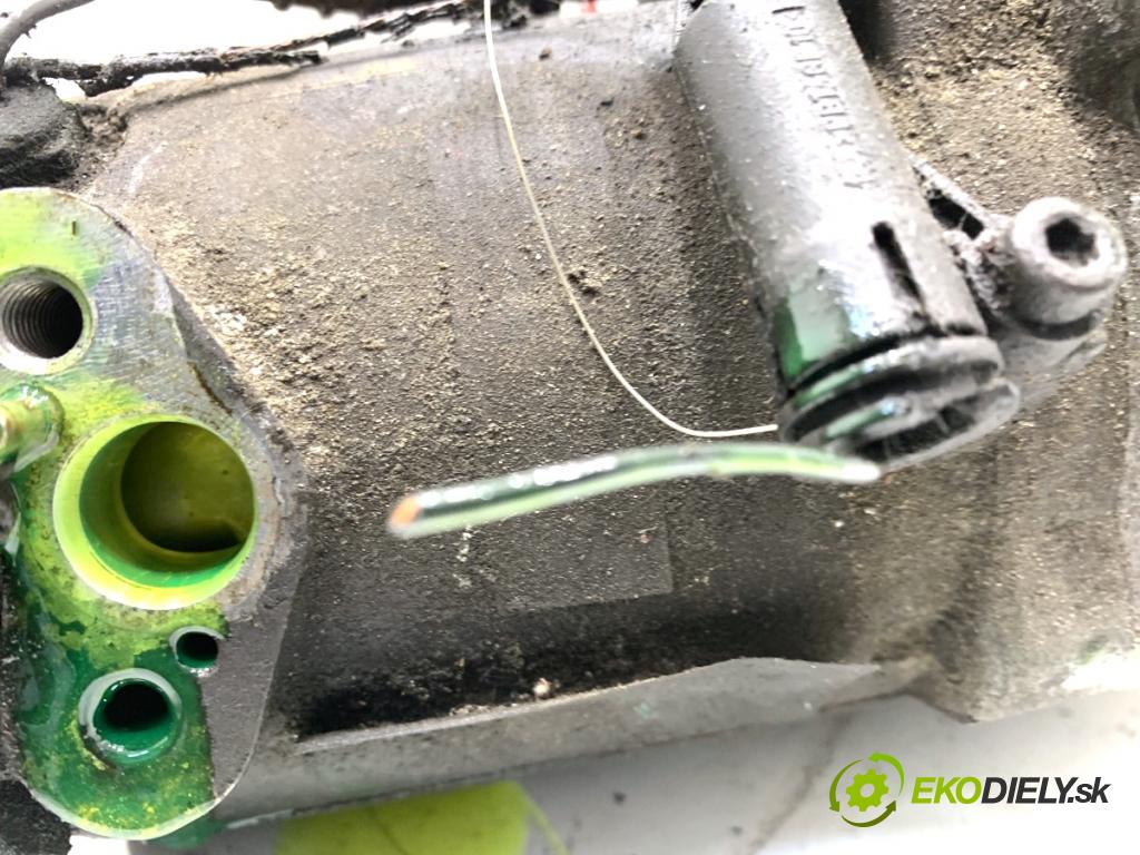 BMW E46 Kombi 2000 87 kW 318 i 1895 Kompresor klimatizácie  (Kompresor klimatizácie)