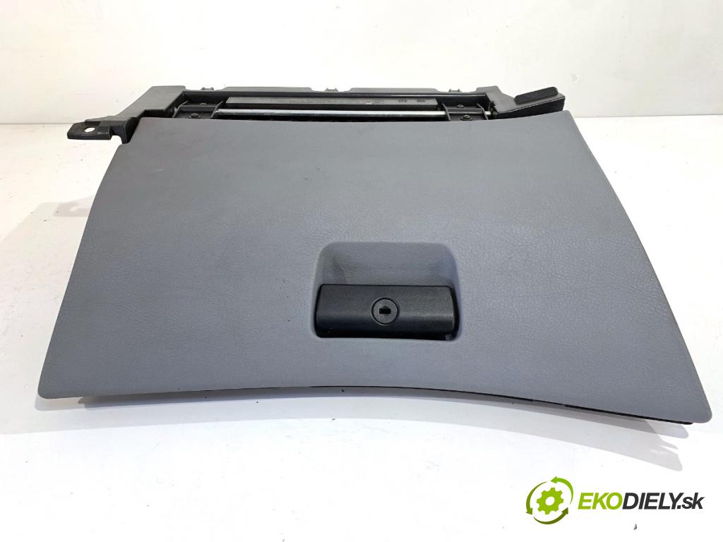 BMW E46 Kombi 2000 87 kW 318 i 1895 přihrádka kastlík spolujezdce 8196111 (Přihrádka (kastlík))