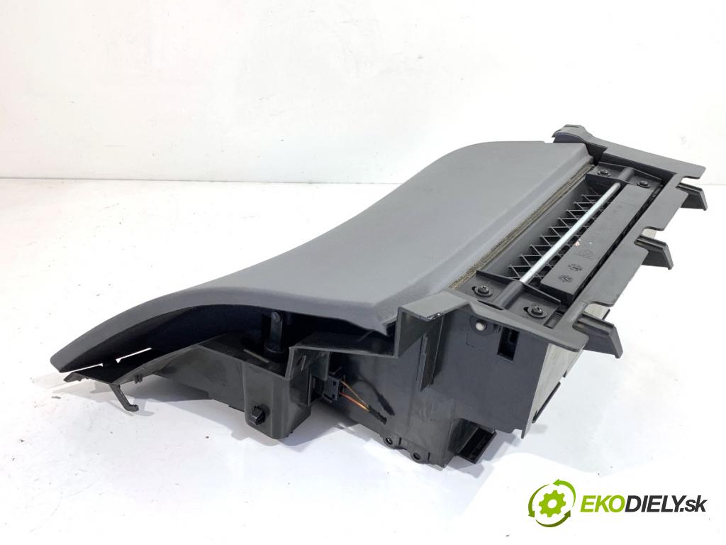 BMW E46 Kombi 2000 87 kW 318 i 1895 Priehradka, kastlík spolujazdca 8196111 (Priehradka (kastlík))