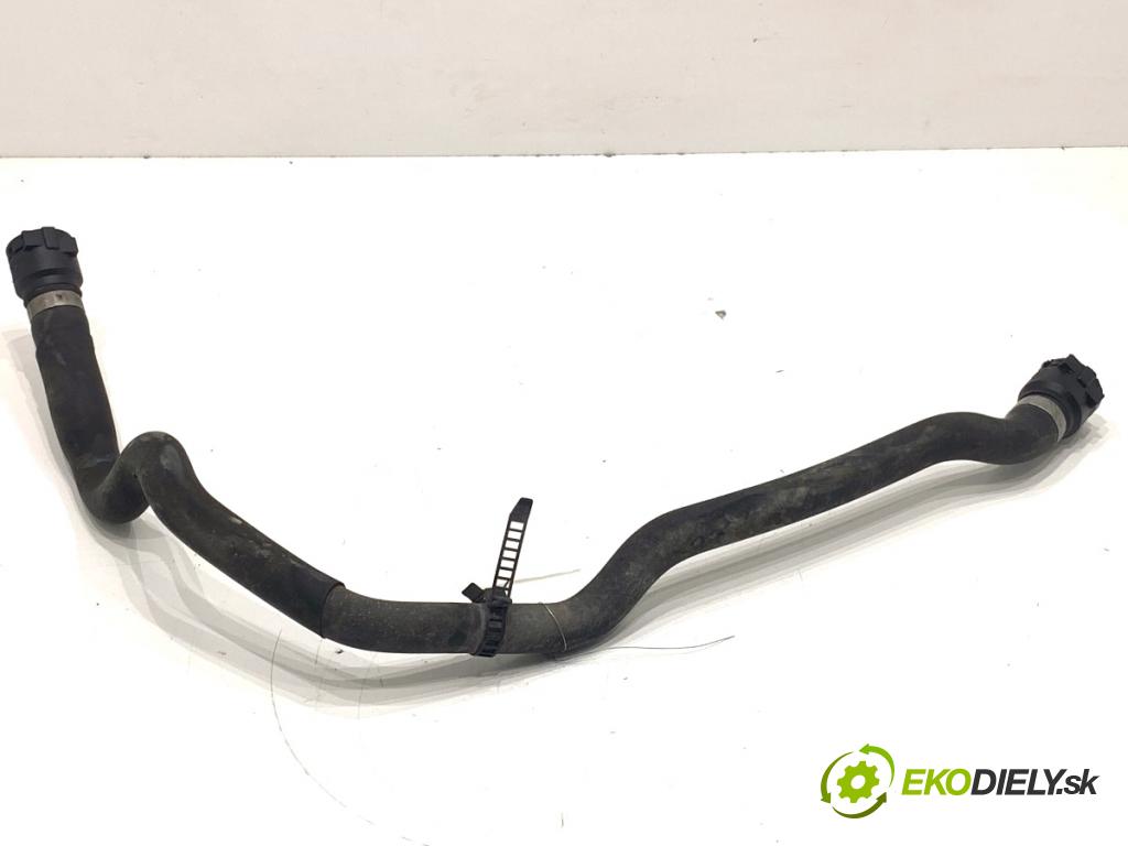 BMW E46 Kombi 2000 87 kW 318 i 1895 Rúra vody