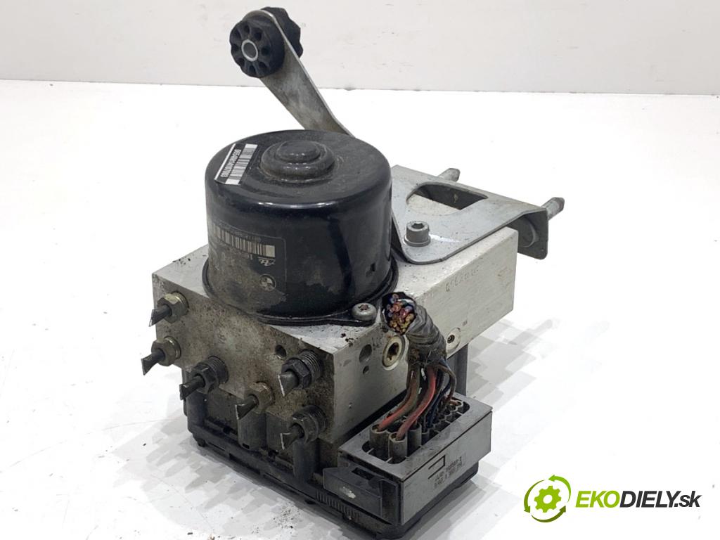 BMW E46 Kombi 2000 87 kW 318 i 1895 Pumpa ABS 6751767 (Pumpa ABS)