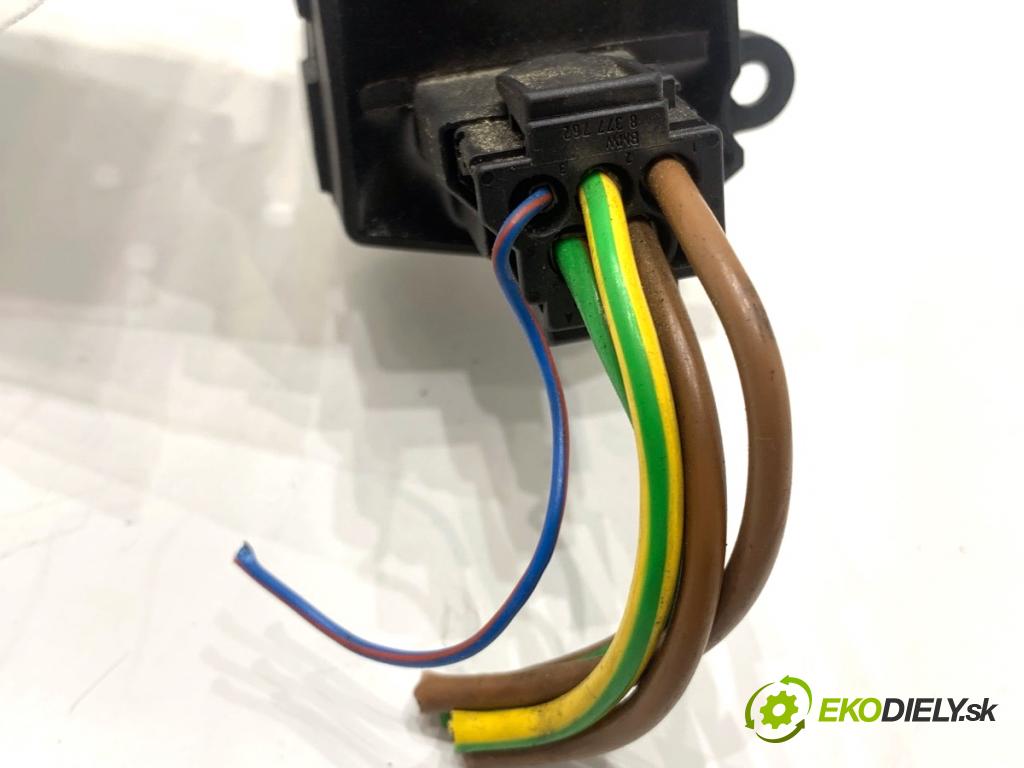 BMW E46 Kombi 2000 87 kW 318 i 1895 Odpor, rezistor kúrenia vzduchu  (Odpor (rezistor) kúrenia)