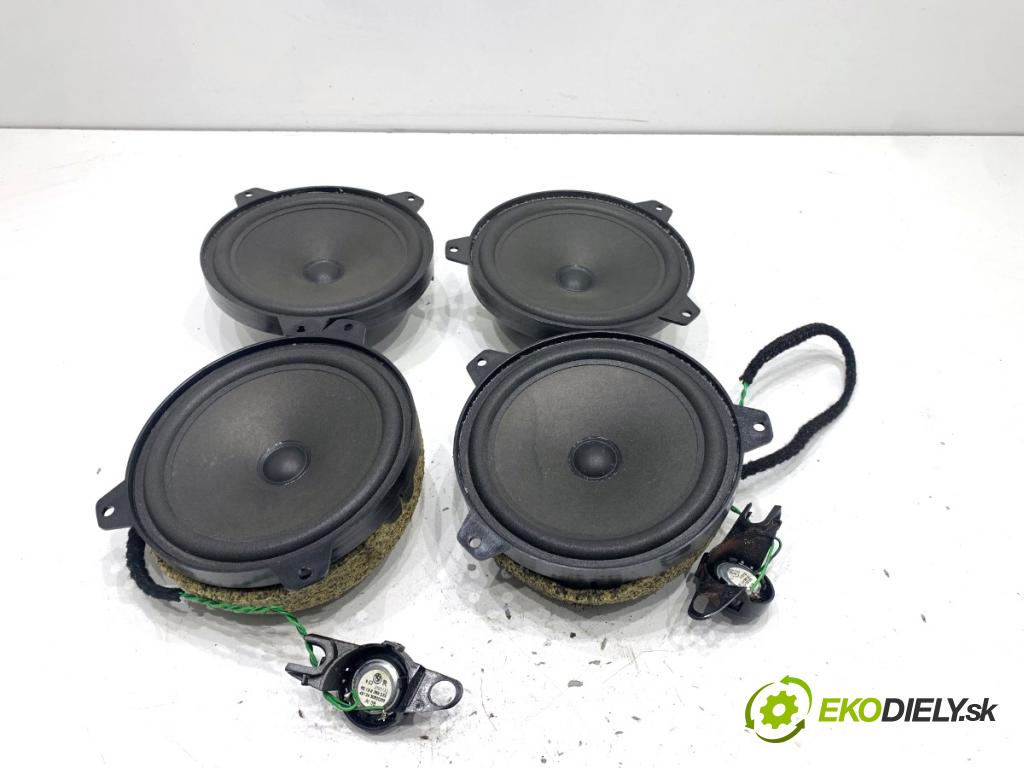 BMW E46 Kombi 2000 87 kW 318 i 1895 reproduktory 8368233