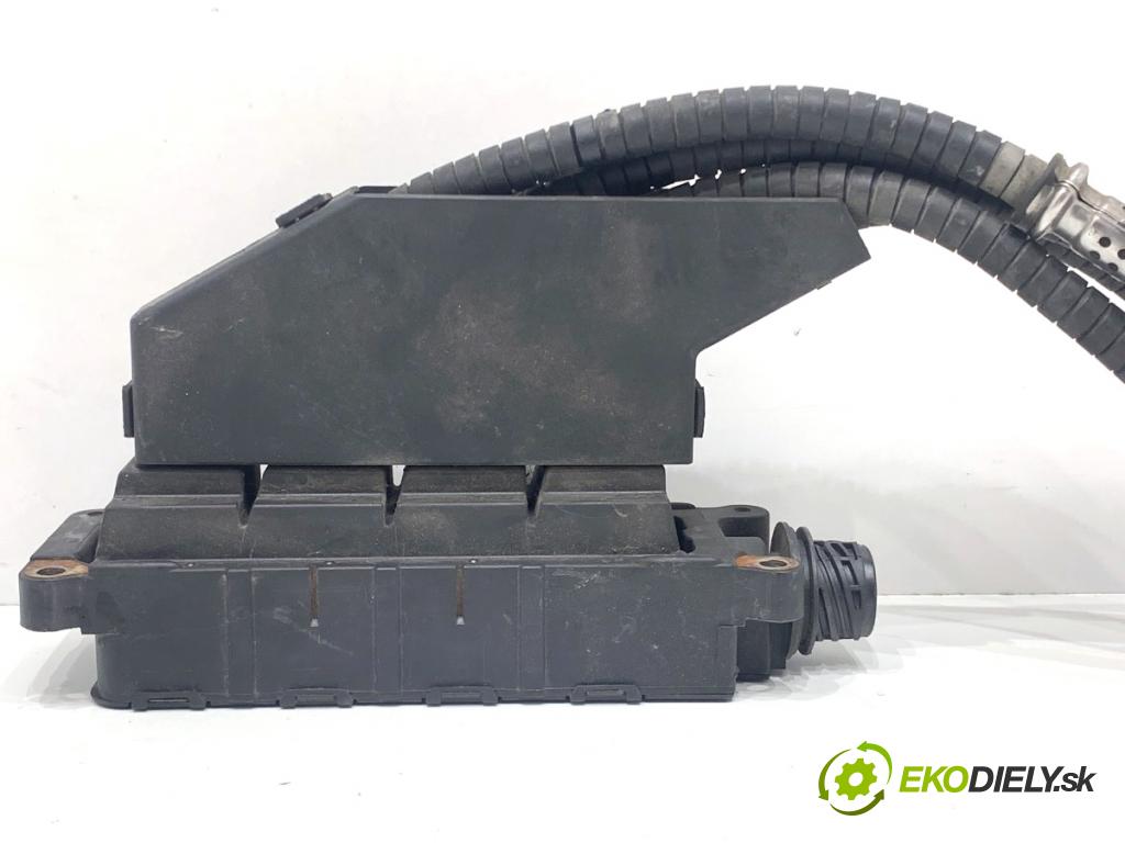 BMW E46 Kombi 2000 87 kW 318 i 1895 cívka zapalovací  (Zážehová cívka)