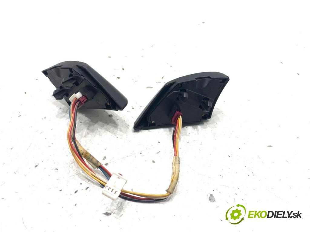 BMW E46 Kombi 2000 87 kW 318 i 1895 SPÍNAČE: volantu 8375395