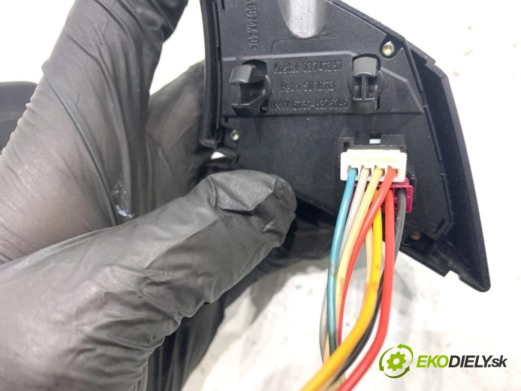 BMW E46 Kombi 2000 87 kW 318 i 1895 SPÍNAČE: volantu 8375395