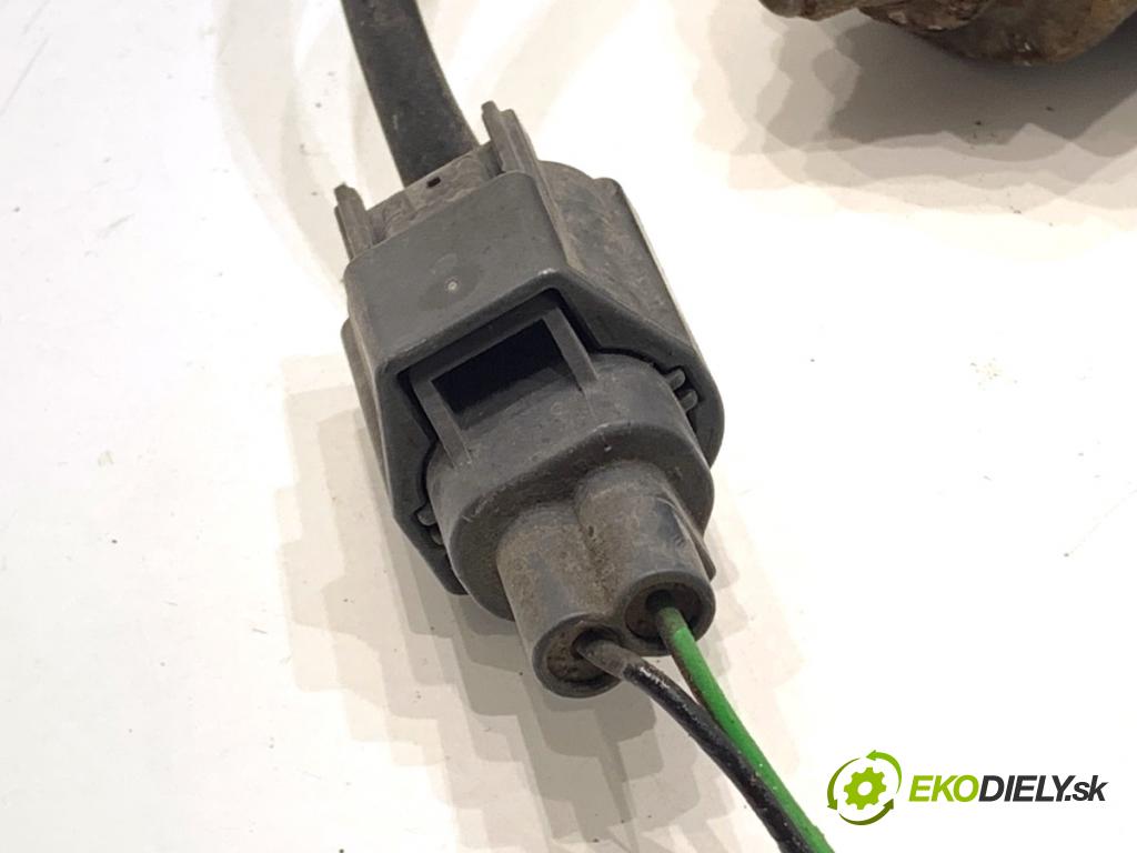 VOLVO V70 I Kombi 2003 121 kW 2.4 2435 Pumpa vákuová 30630398