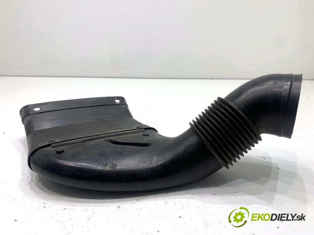 VOLVO V70 I Kombi 2003 121 kW 2.4 2435 Rúra vzduchu 9445144