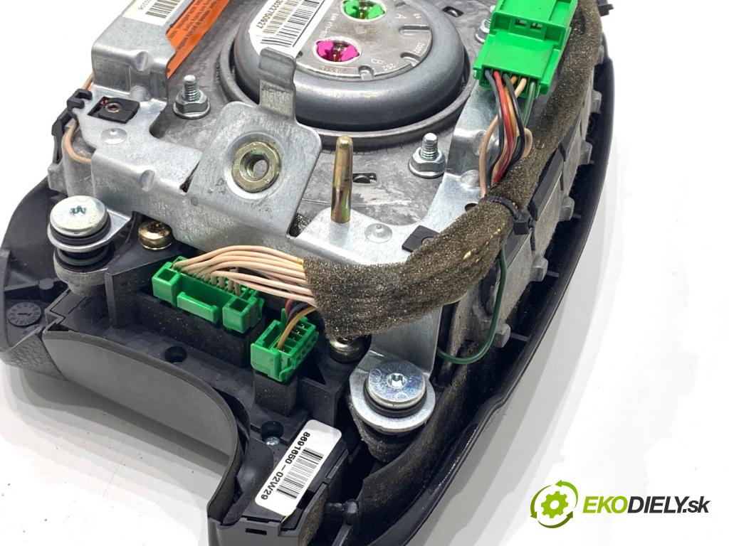 VOLVO V70 I Kombi 2003 121 kW 2.4 2435 AirBag volantu 8684187 (Airbag)