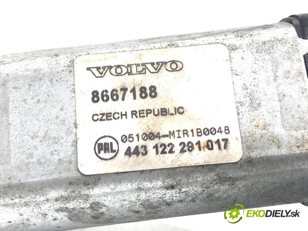 VOLVO V70 I Kombi 2003 121 kW 2.4 2435 motor stěračů zadní část 8667188