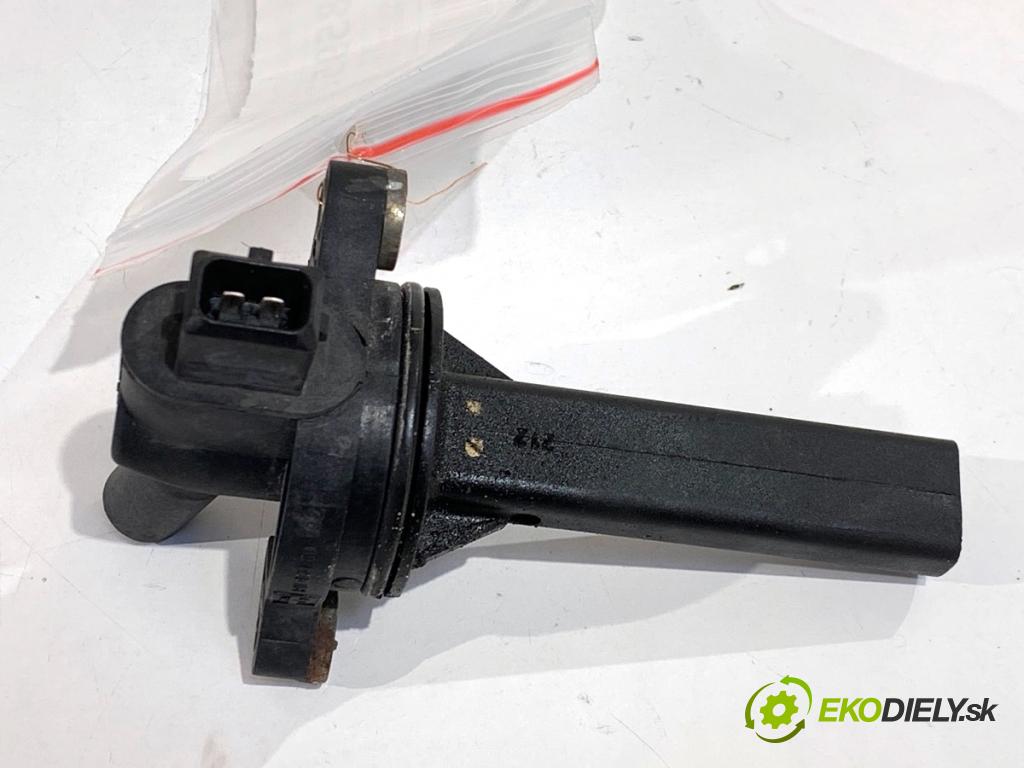 VOLVO V70 I Kombi 2003 121 kW 2.4 2435 Snímač vstreku plynu 08631288