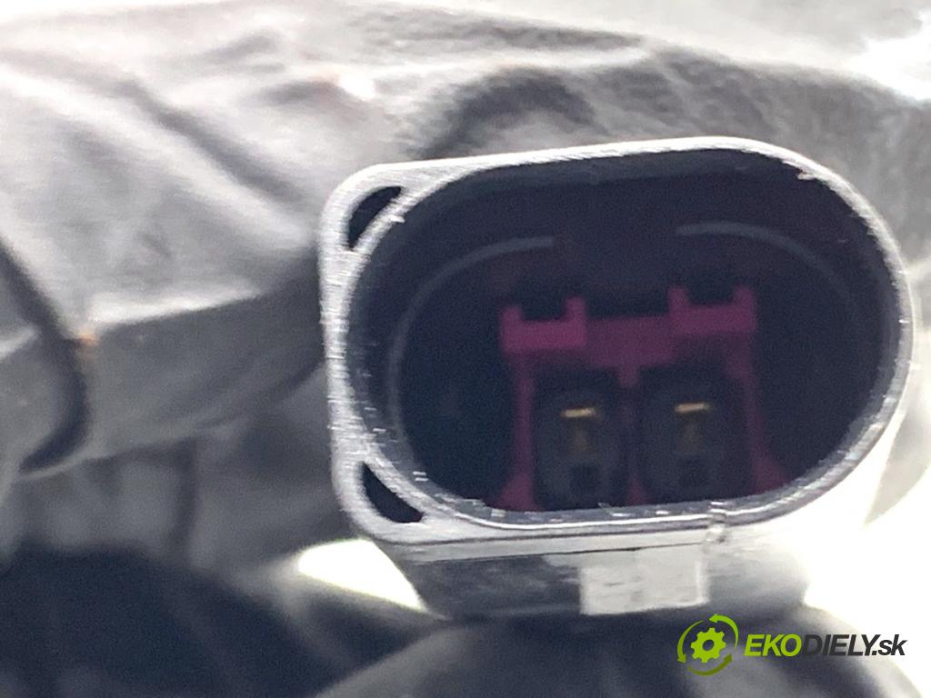 SKODA SUPERB III liftback 2018 110 kW 2.0 TDI 1968 Snímač teploty spalín 04L906088DQ (Snímač)