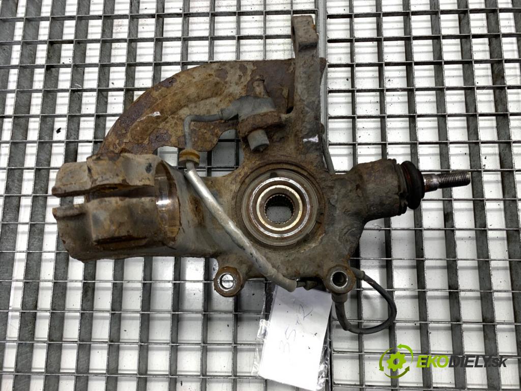 PEUGEOT 607 sedan 2001 98 kW 2.2 HDi 2179 náboj pravy predný